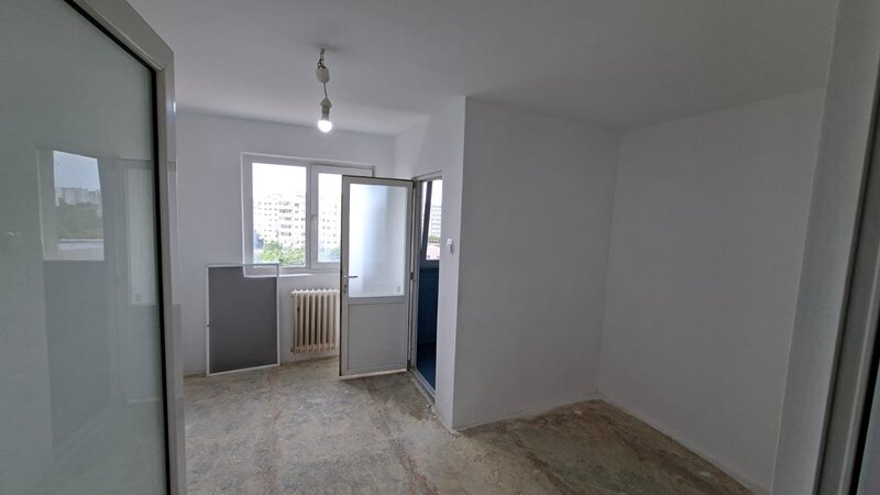 Titan Bd. 1 Decembrie 1918 nr. 52, bl. 14, intersectie cu str. Postavarului